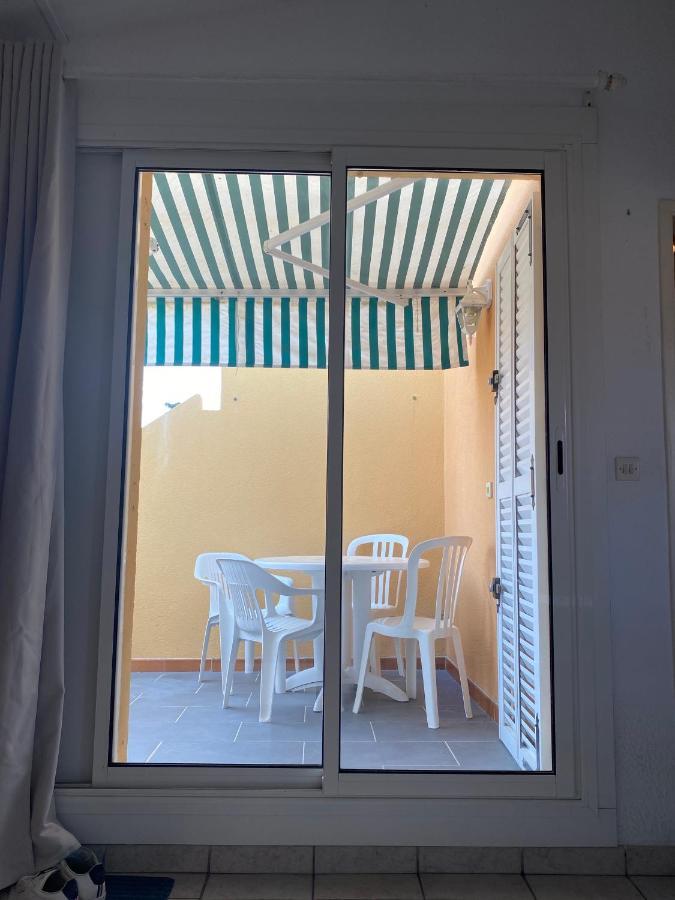Joli Appartement Mezzanine Avec Parking La Roquille Agde Luaran gambar